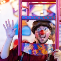 GLI APRES LA CLASSE SUL PALCO DI BIRRA E SOUND DOMANI SI BALLA CON MOLELLA