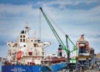 BRINDISI : COBAS : SIT IN PREFETTURA 