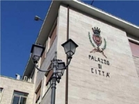 BRINDISI : LAVORI ALLO STADIO 