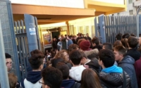 BRINDISI : AZIONE STUDENTESCA NON ADERISSCE ALLO SCIOPERO