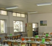 BBC: Si acquistino pasti caldi e si fitti un centro cottura per la gestione del servizio mensa.