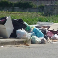 CITTA' DI BRINDISI SOMMERSA DAI RIFIUTI