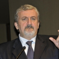 DA EMILIANO ENNESIMA GIRAVOLTA VERSO RENZI 