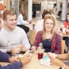 GLI ITALIANI  A TAVOLA SONO TRA I PIÙ SALUTISTI IN ASSOLUTO 