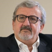 L'ACCANIMENTO DI EMILIANO SULL'AEROPORTO DEL SALENTO: NOI CENTRO-BRINDISI DICE BASTA!!!