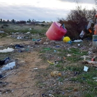 AL �MARE D�INVERNO� CONTRO UN �MARE DI PLASTICA�