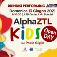 Spettacolo di burattini nell'open day gratuito AlphaZTL Kids