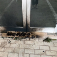 BOTTIGLIA INCENDIARIA CONTRO SCUOLA DI SAN VITO