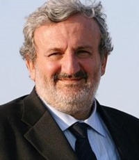 REGIONE PUGLIA : CORRUZIONE : PRENDRE LE DISTANZE DA EMILIANO