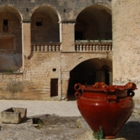 GROTTAGLIE : CONCORSO CERAMICA